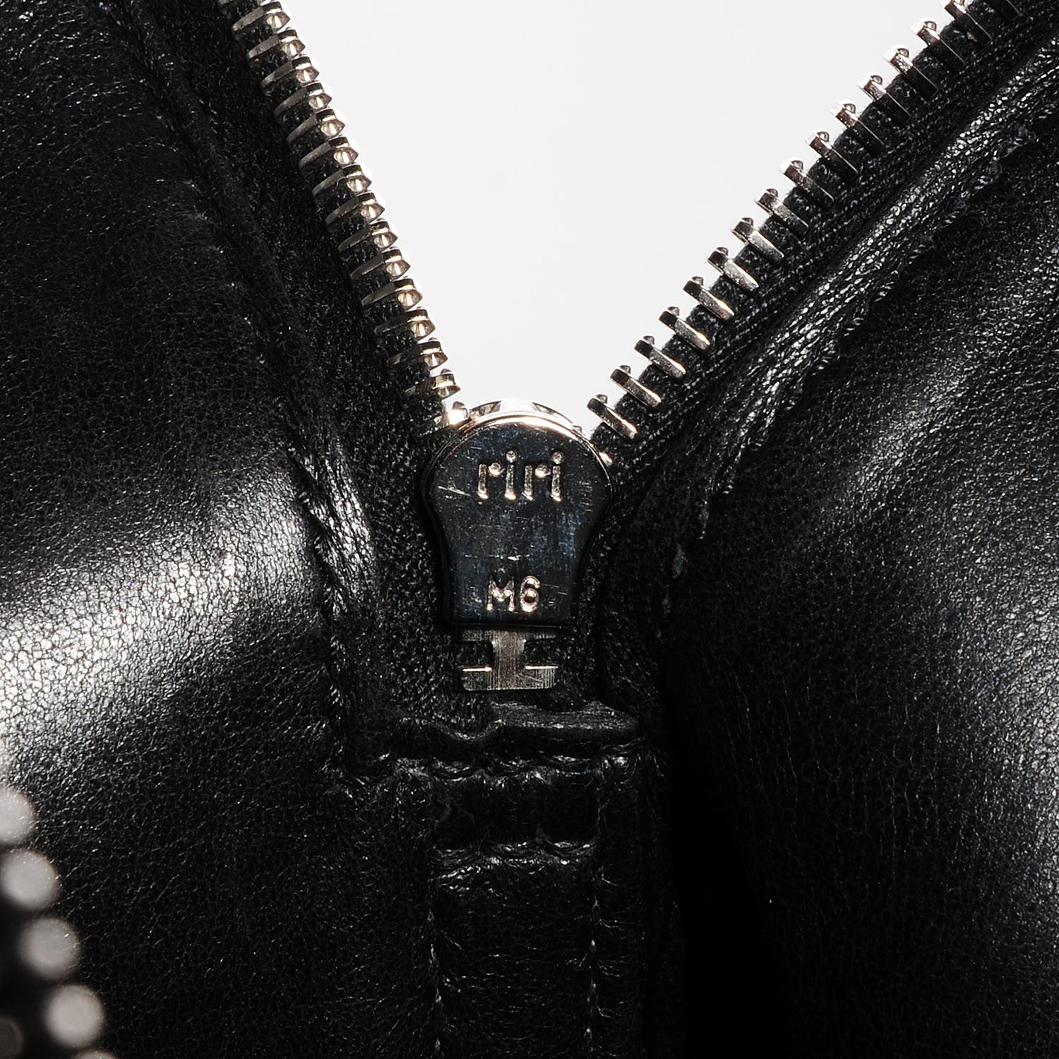 Hermes Taurillon Clemence Bolide 35 Black 18 of 18