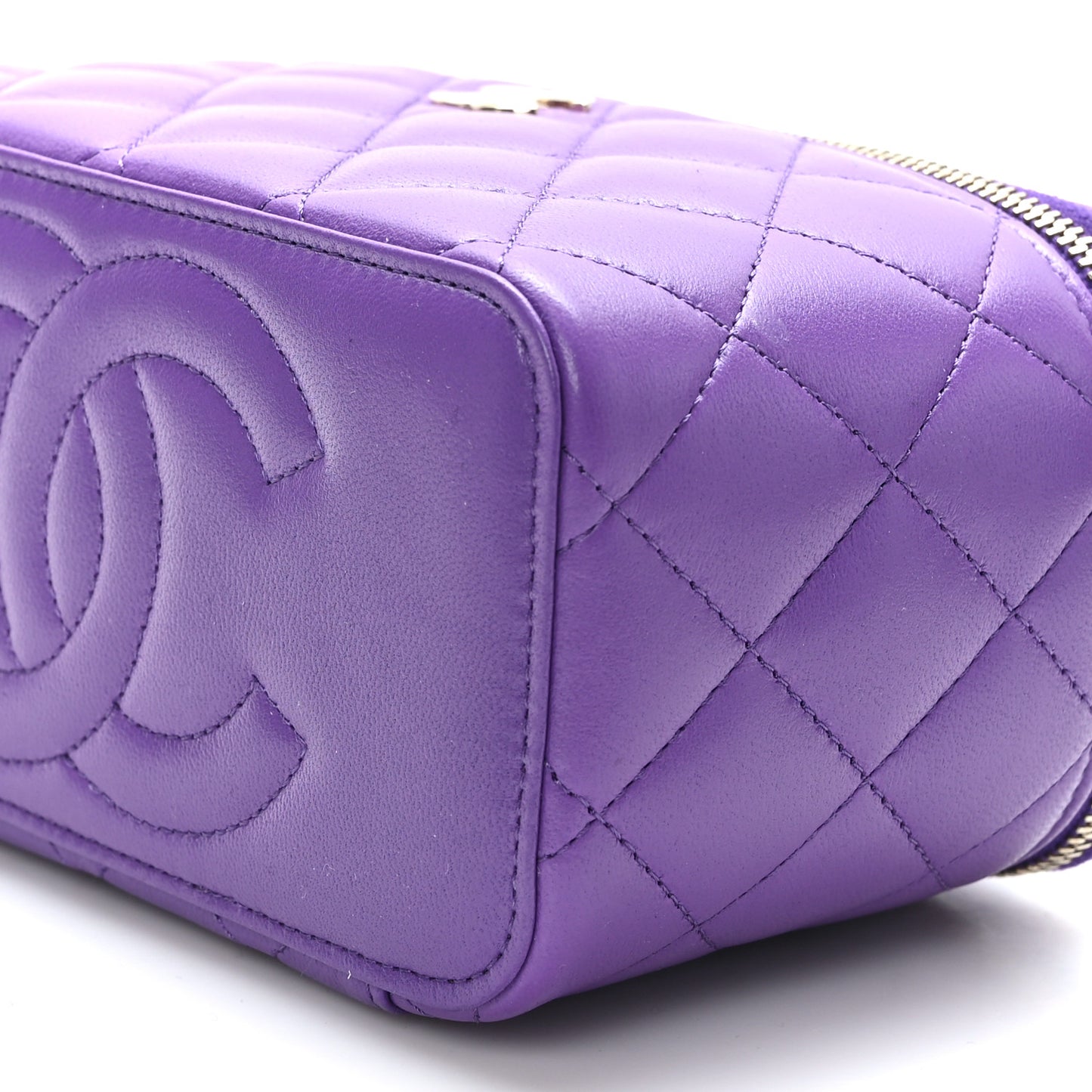 Lambskin Quilted Small Top Handle Vanity Case With Chain Purple