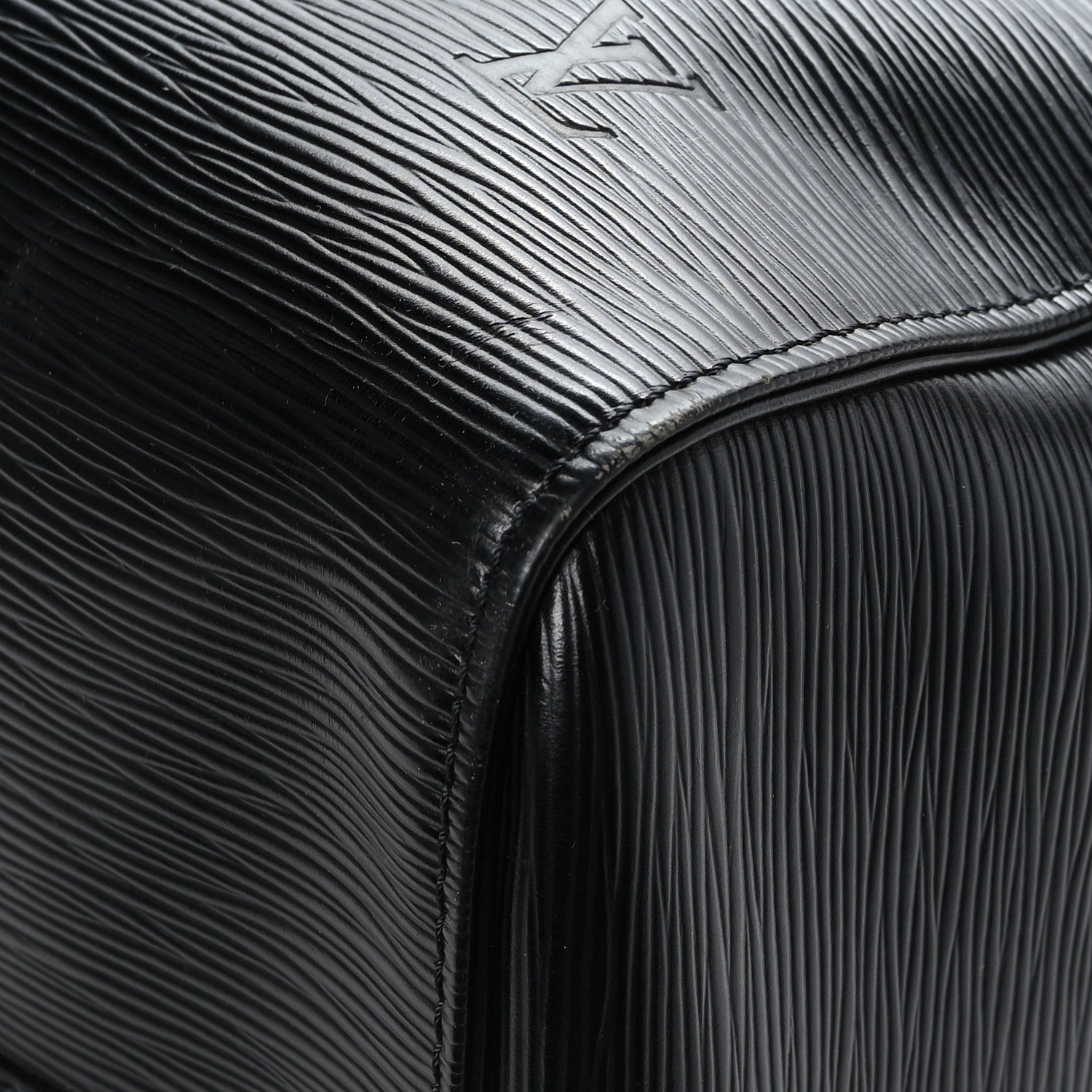 Louis Vuitton Epi Keepall 50 Black 10 of 11