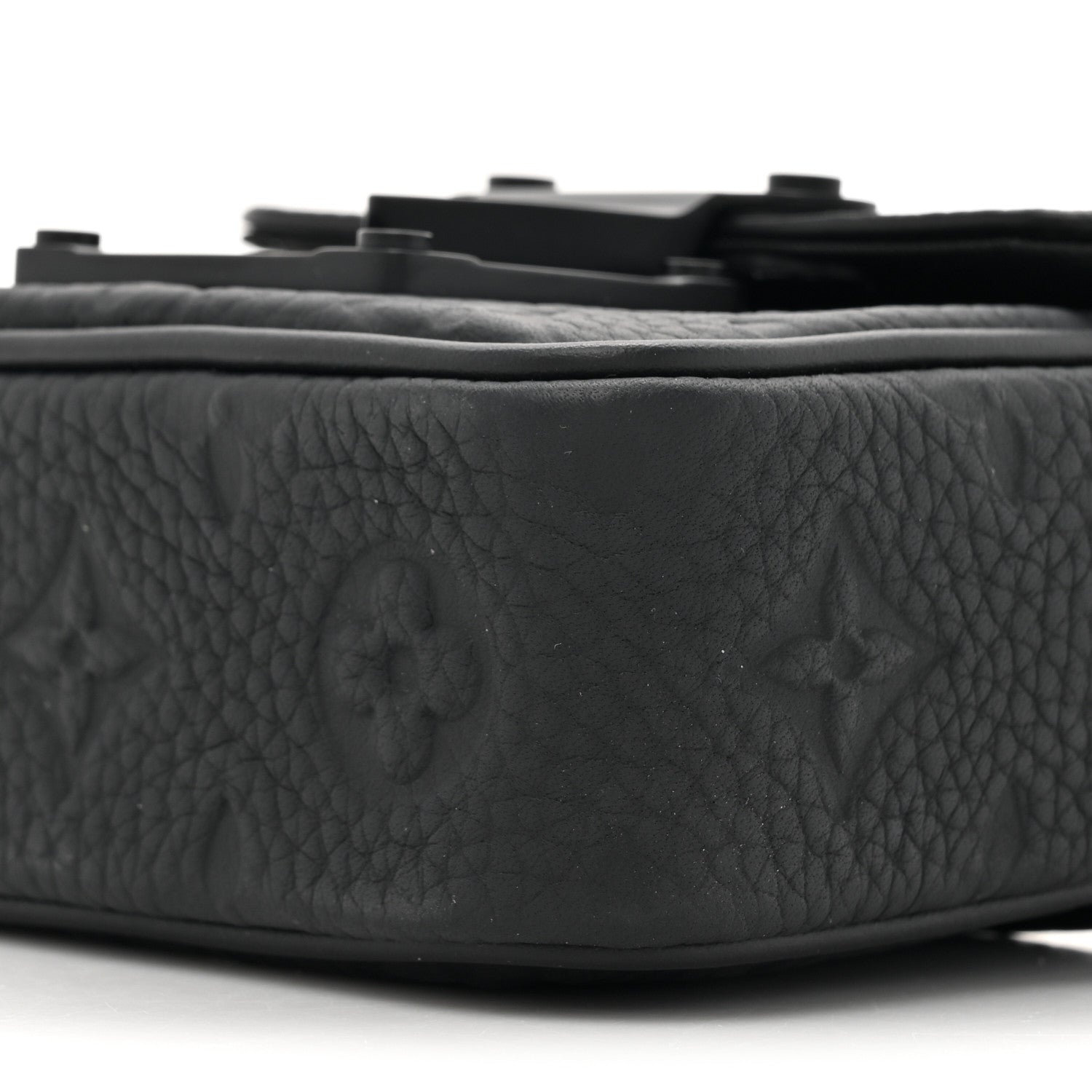 Louis Vuitton Taurillon Monogram Pico S Lock Ultra Black 8 of 10