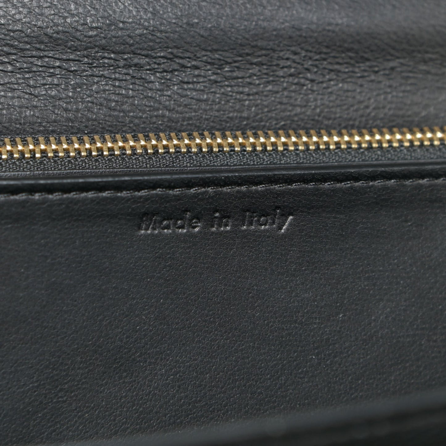 Box Calfskin Medium Classic Box Flap Bag Black