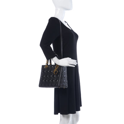 Christian Dior Lambskin Cannage Medium Lady Dior Black 2 of 17