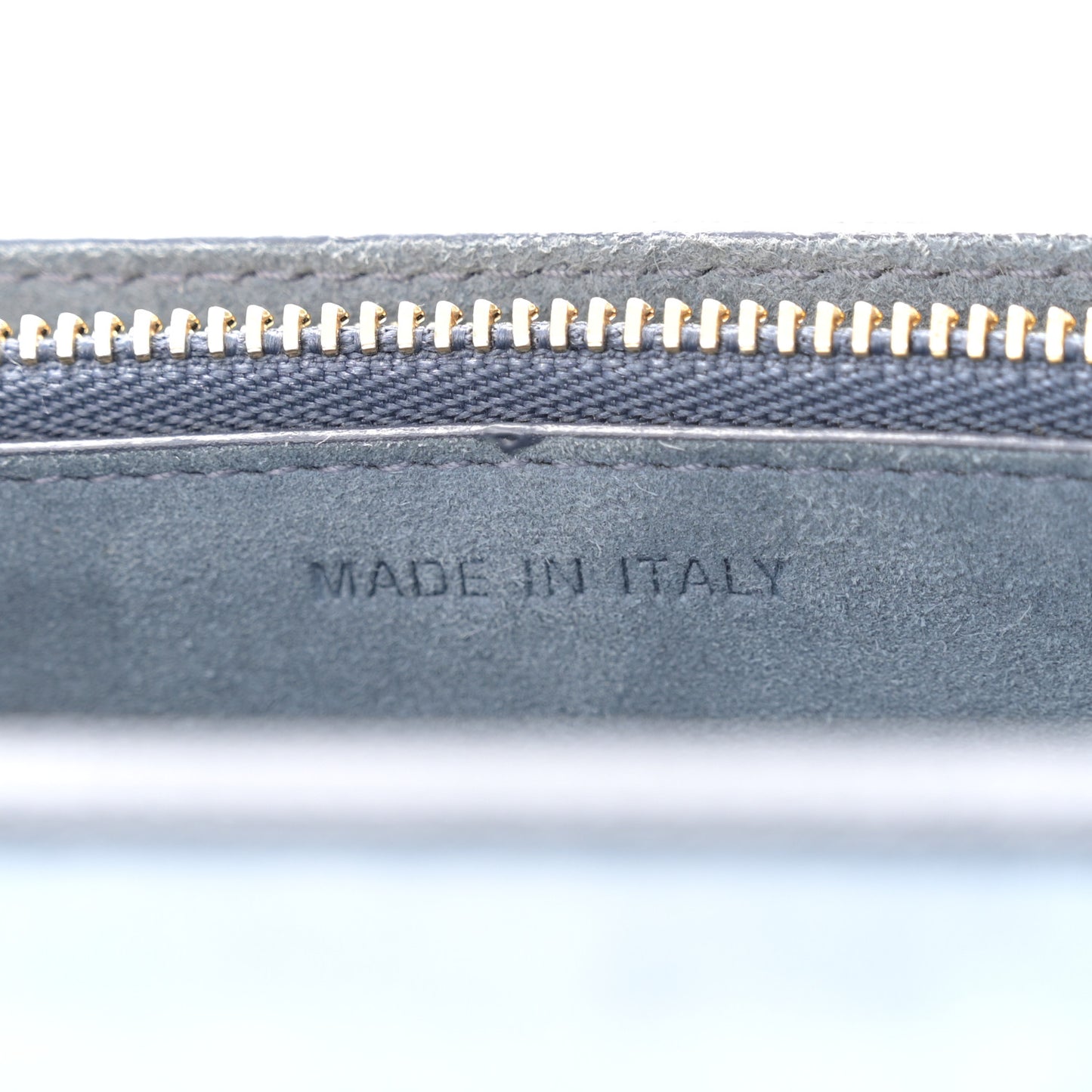 Grained Calfskin 30 Montaigne 2 in 1 Pouch Dark Blue