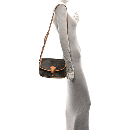 Louis Vuitton Monogram Sologne 2 of 9
