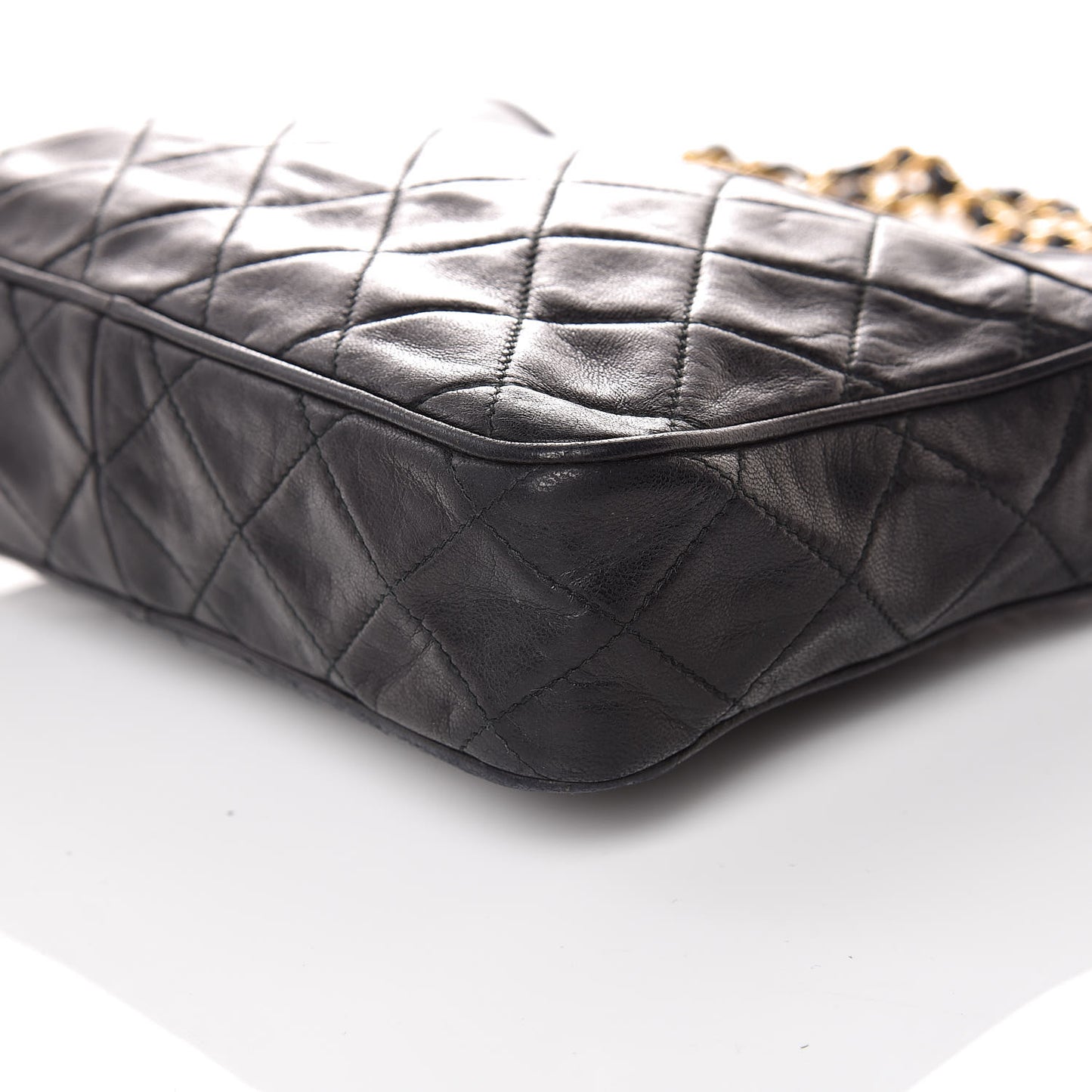 Lambskin Quilted CC Tassel Camera Case Black
