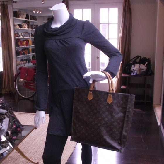 Monogram Sac Plat