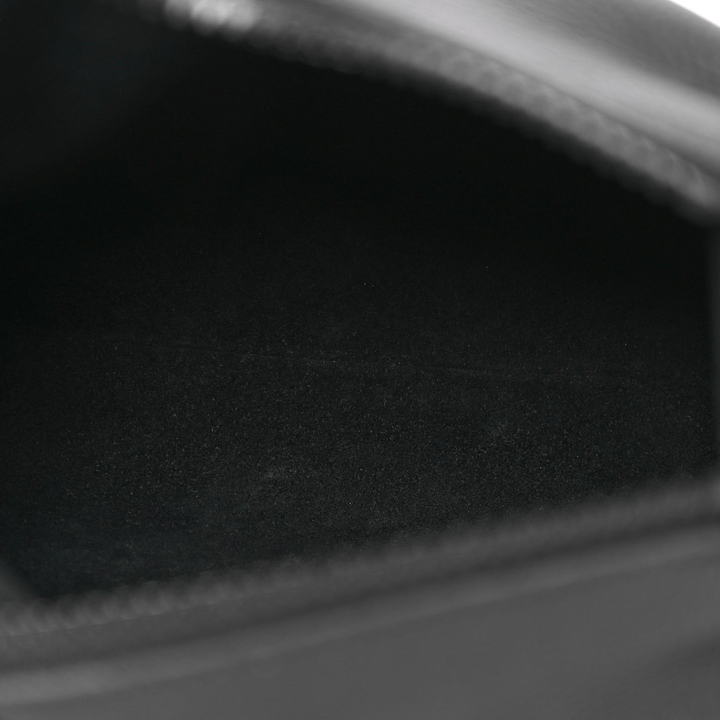 Calfskin Side Trunk MM Black