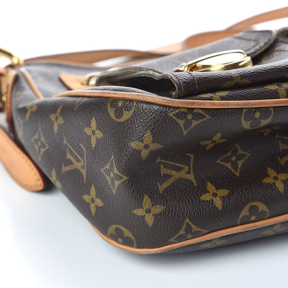 Louis Vuitton Monogram Hudson GM 7 of 13