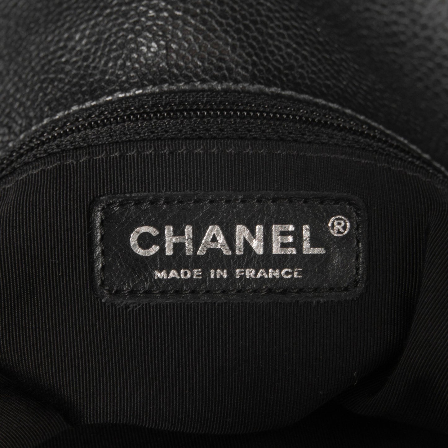 Caviar 31 Flap Black
