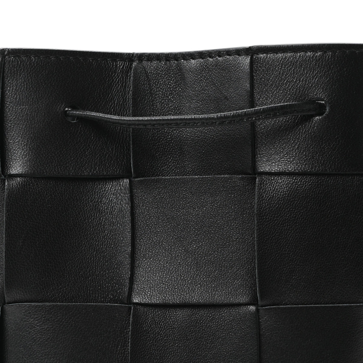 Bottega Veneta Nappa Maxi Intrecciato Cassette Bucket Bag Black 7 of 9