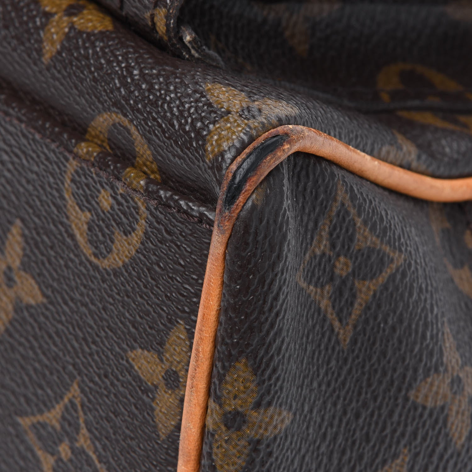 Louis Vuitton Monogram Manhattan PM 17 of 38