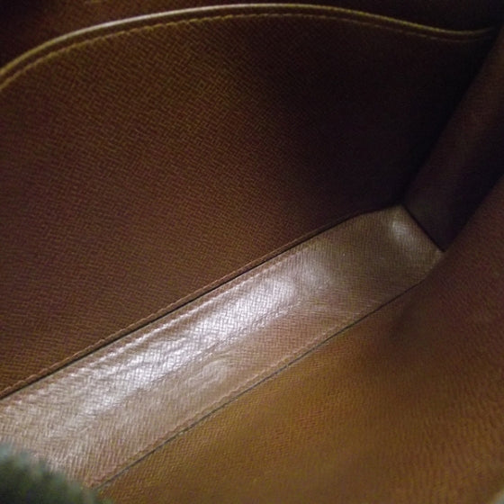 Louis Vuitton Monogram Compact Tour Toiletry Pouch 6 of 8