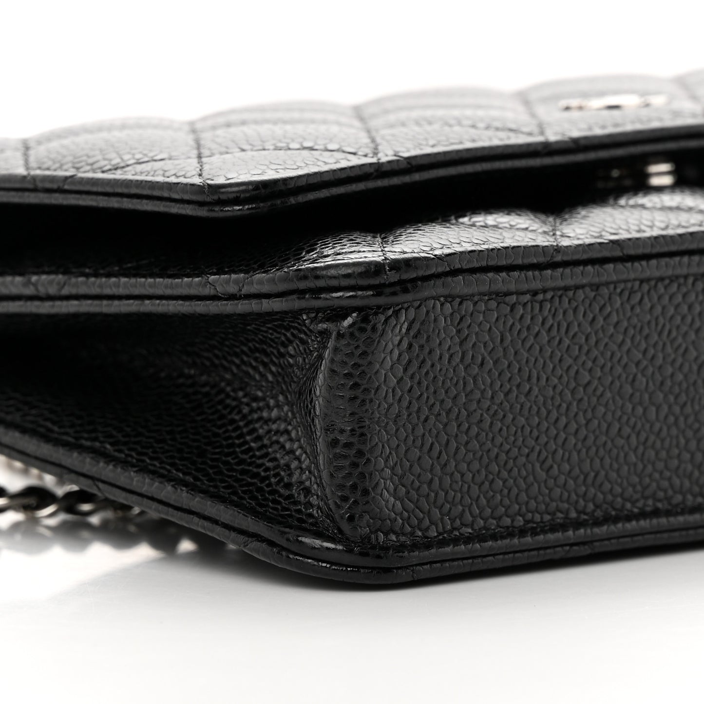 Caviar Quilted Wallet on Chain WOC Black