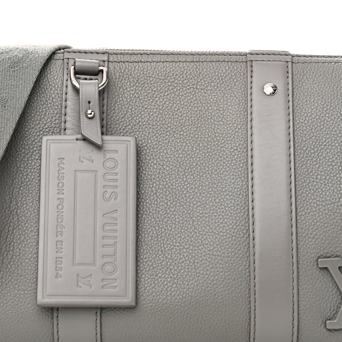 Grained Calfskin Aerogram City Keepall Gris