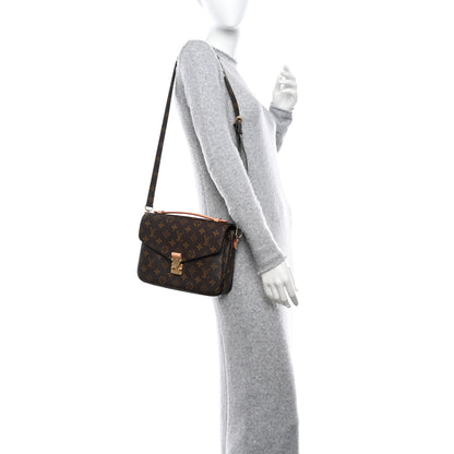 Louis Vuitton Monogram Pochette Metis 2 of 9