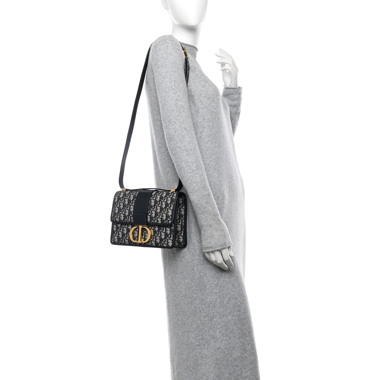 Oblique 30 Montaigne Flap Bag Blue
