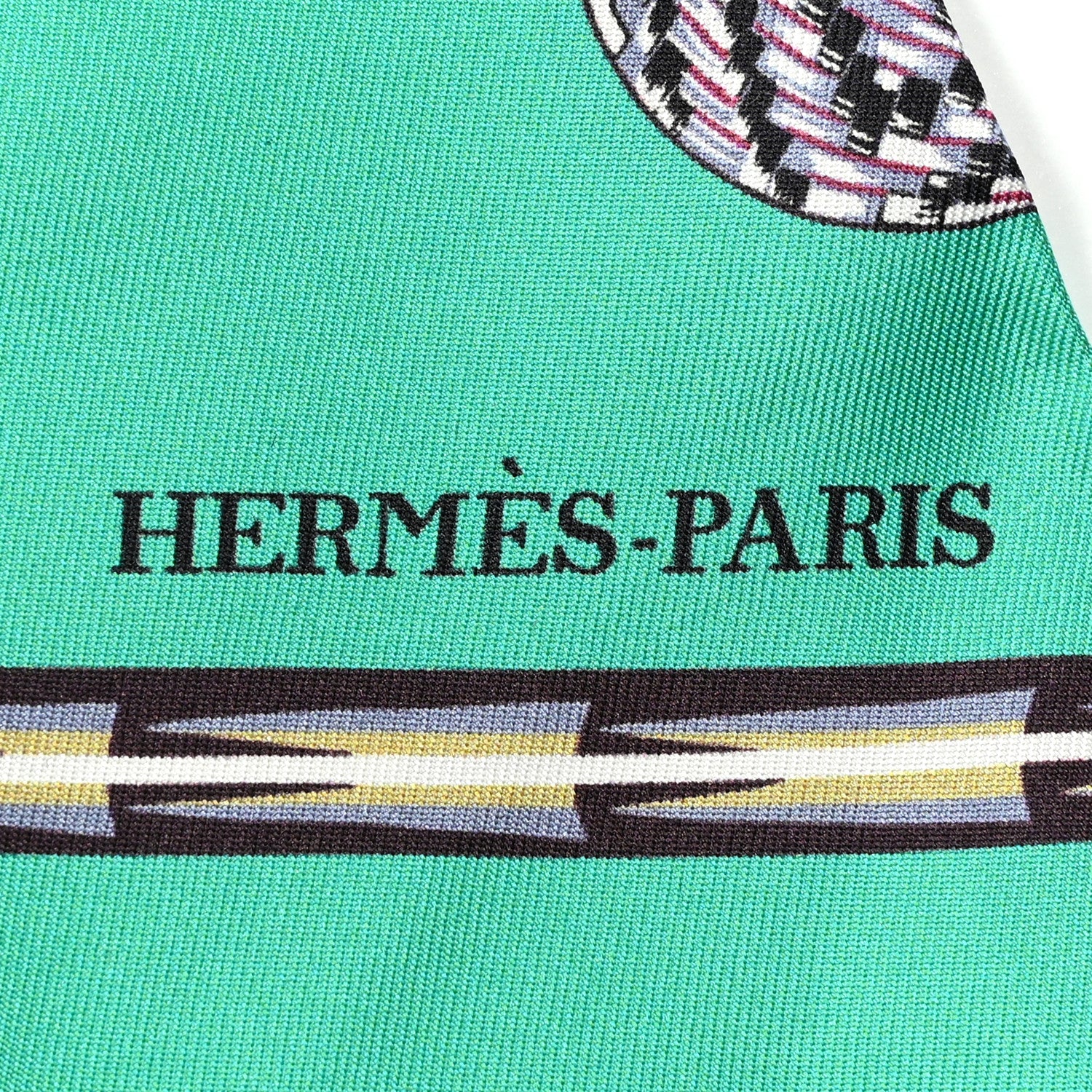Hermes Silk Brazil Maxi Twilly Menthol Kaki Fuchsia 2 of 3