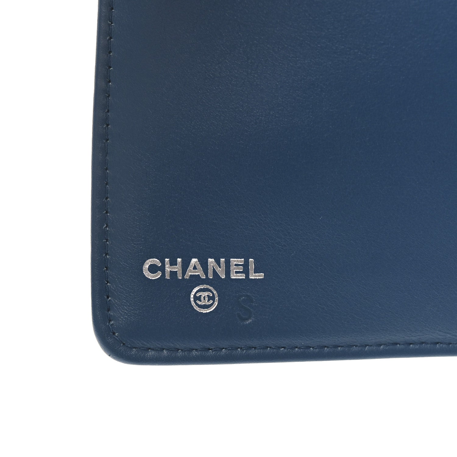 Chanel Patent CC Trousse Maquil Yen Wallet Blue 5 of 8