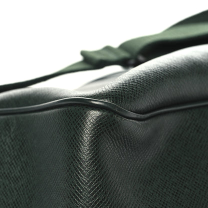 Louis Vuitton Taiga Kendall PM Epicea 10 of 12