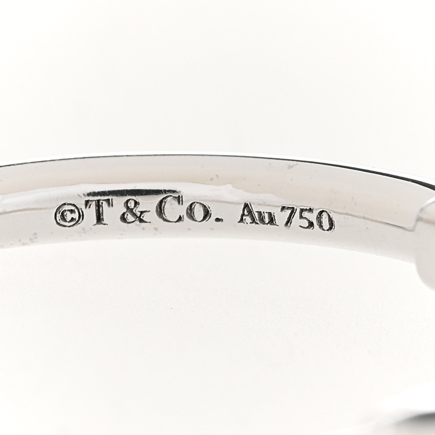 18K White Gold T Wire Ring 53 6.5