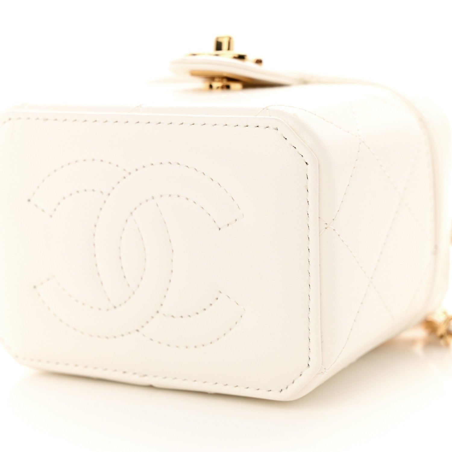 Chanel Lambskin Quilted Vanity Clutch With Chain White 10 of 11