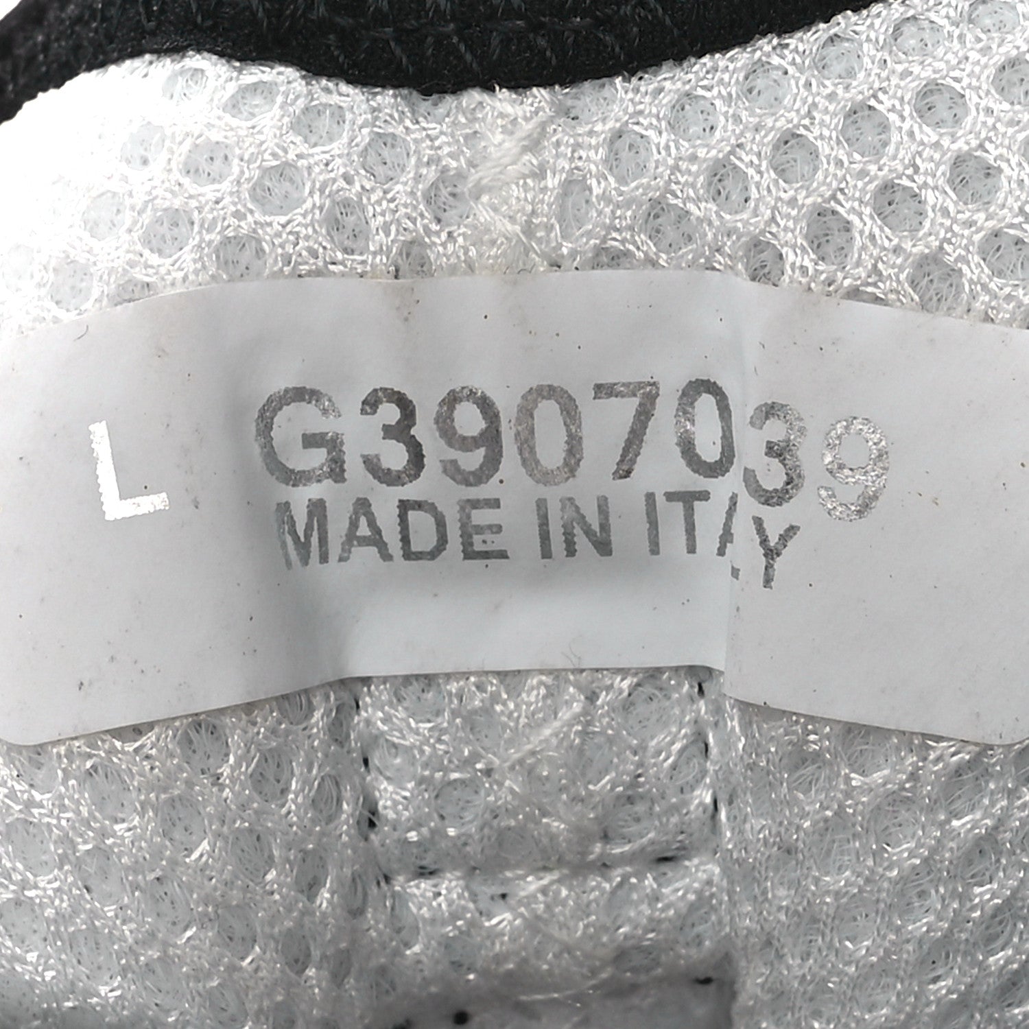 Chanel Velvet Calfskin Mixed Fibers CC Sneakers 39.5 Ivory Black 9 of 10