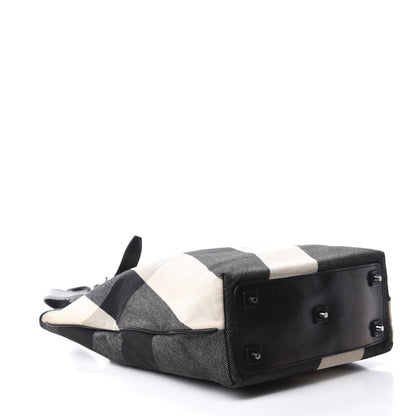 Burberry Beat Check Tote Black 4 of 9