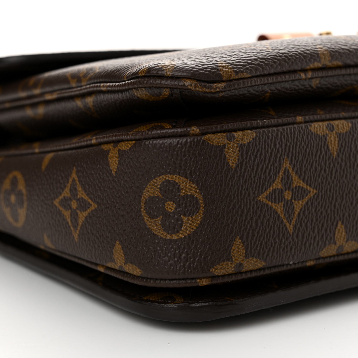 Louis Vuitton Monogram Pochette Metis 8 of 9