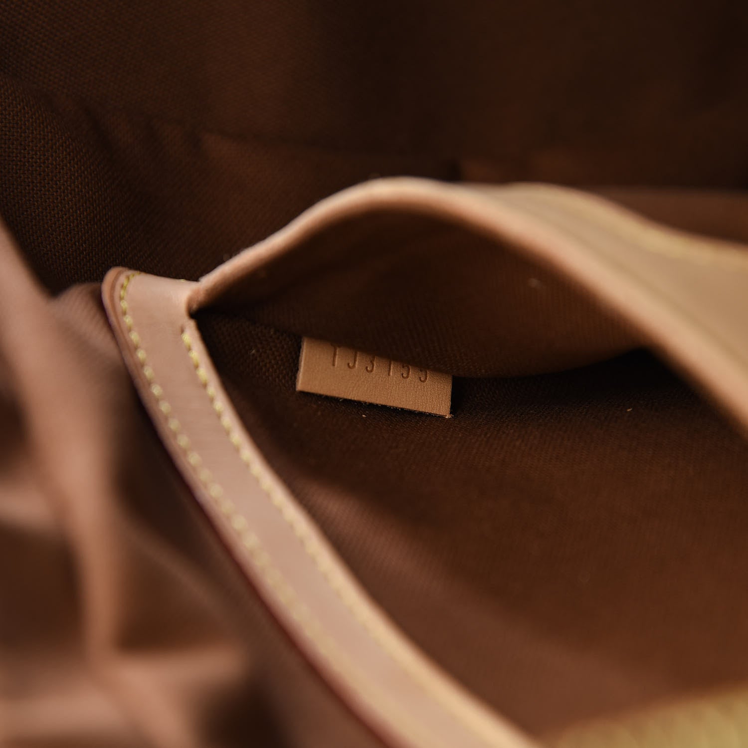 Louis Vuitton Monogram Carryall 6 of 9
