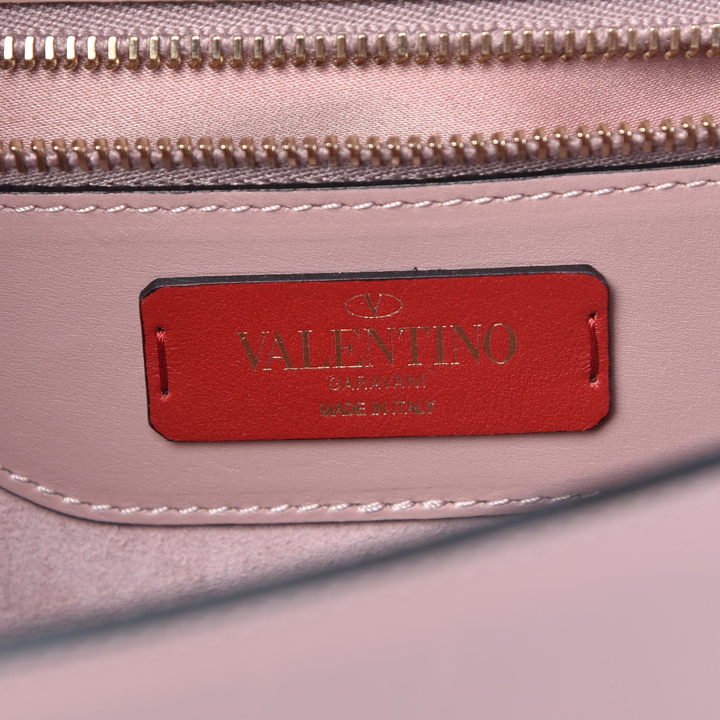 Vitello Groumette Small Rockstud Demilune Shoulder Bag Lipstick