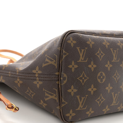 Louis Vuitton Monogram Neverfull MM 9 of 14