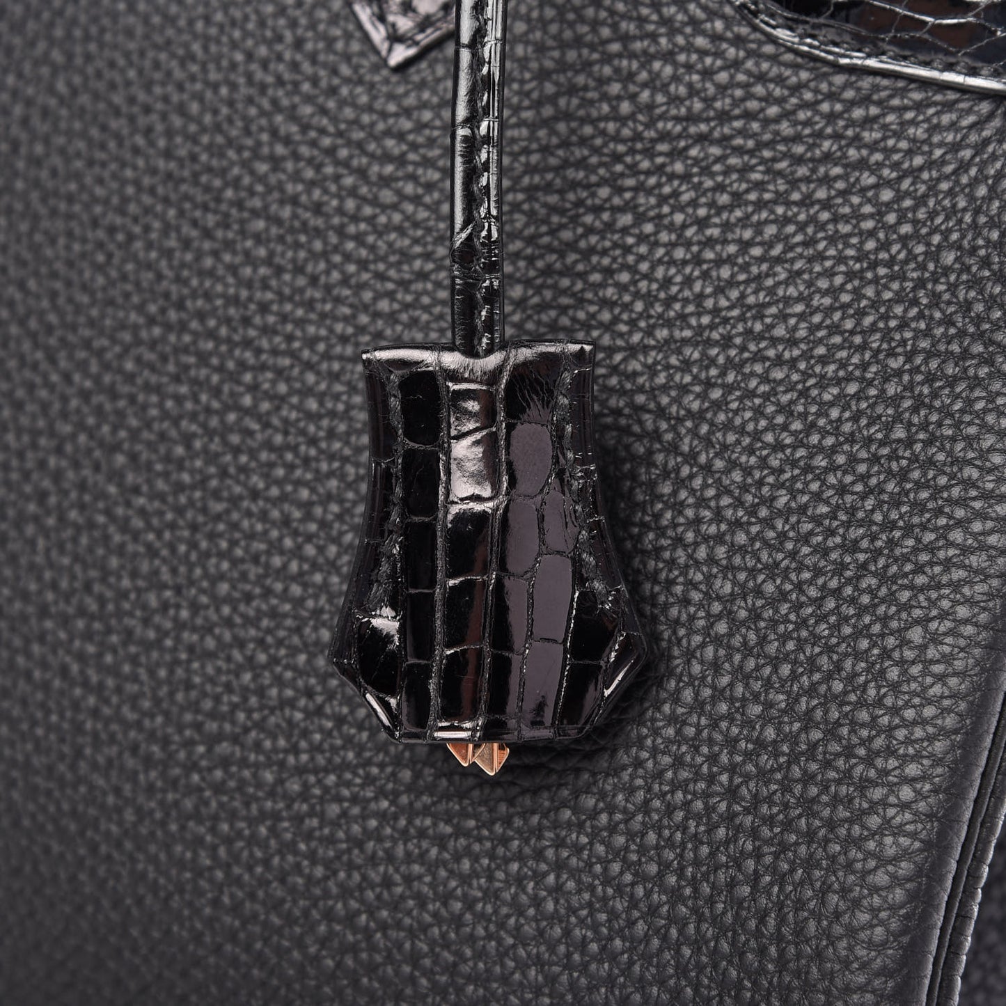 Taurillon Novillo Shiny Niloticus Crocodile Birkin Touch 30 Black