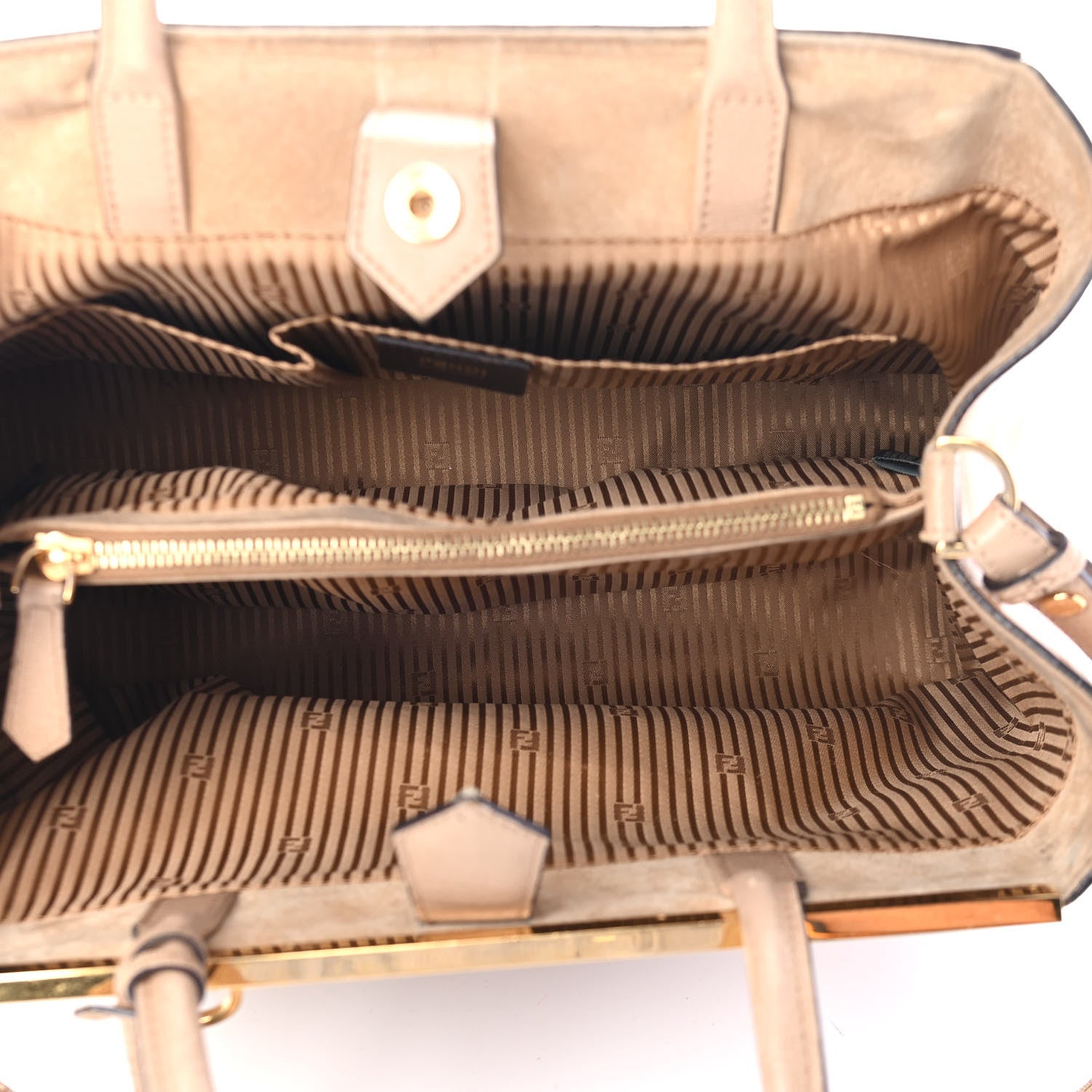 Fendi Vitello Elite Flamingo Regular 2Jours Tote Makeup 5 of 12