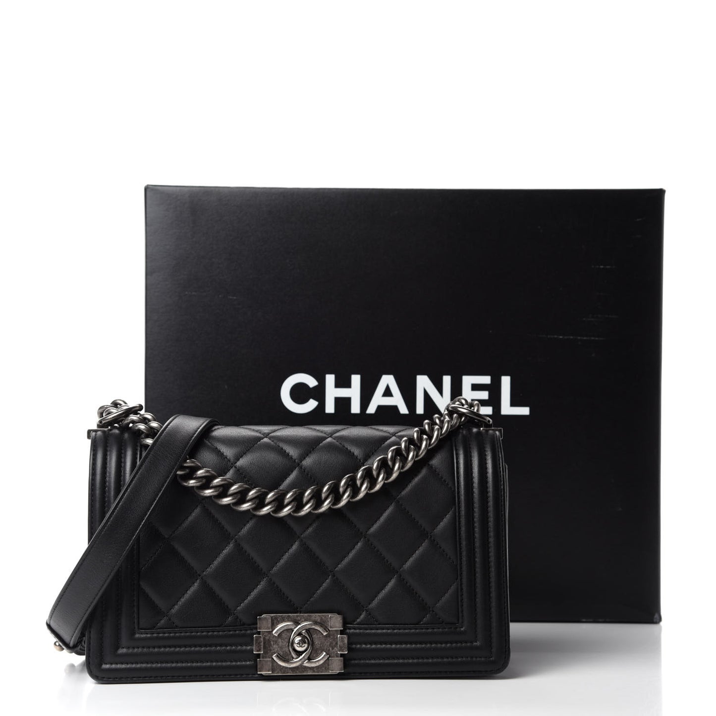 Calfskin Quilted Medium Boy Flap Black