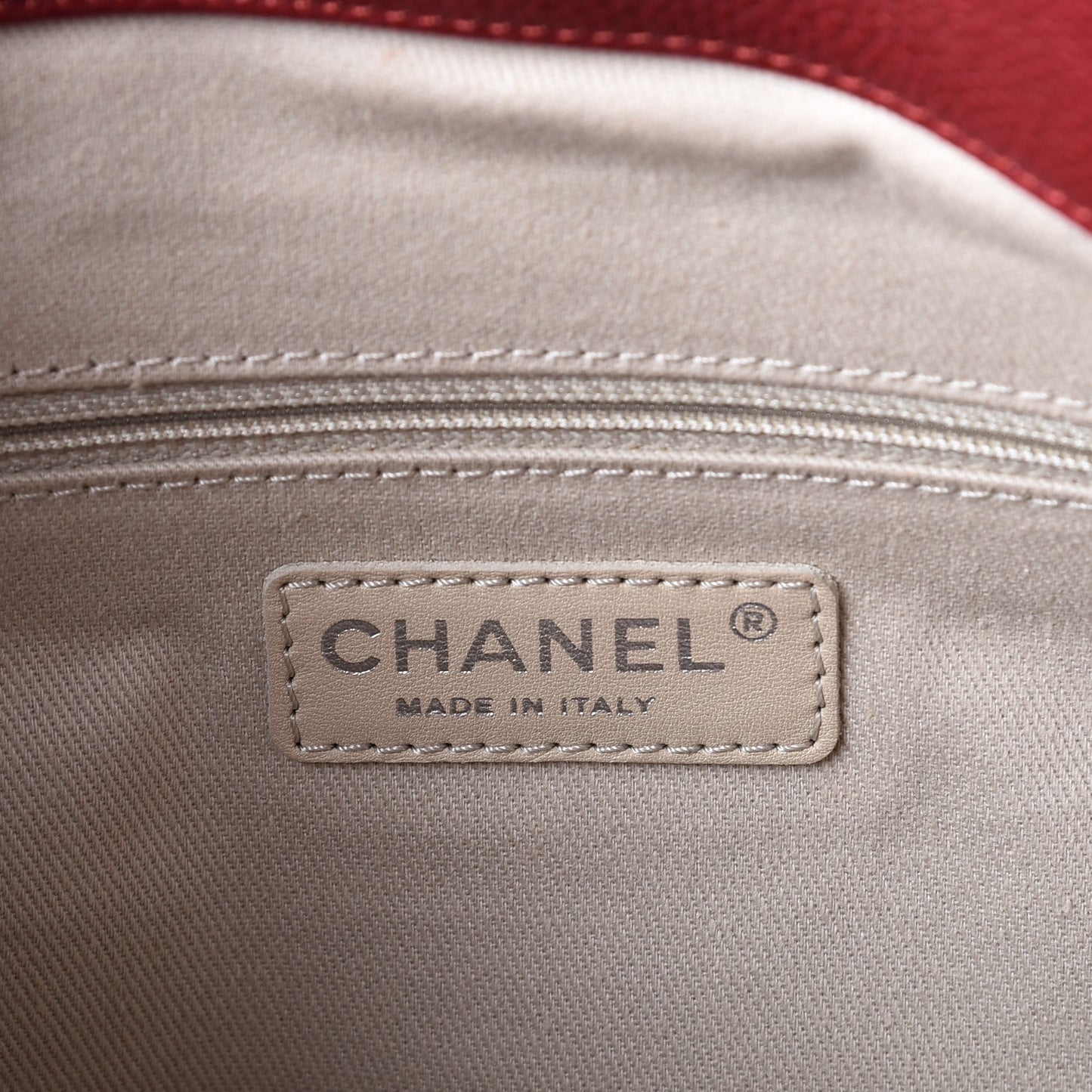 Caviar Quilted Timeless CC Soft Tote Red