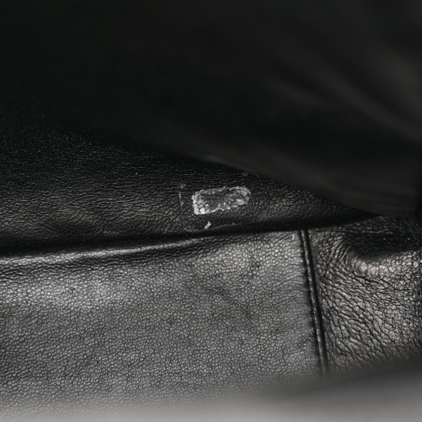 Caviar Quilted Flap Shoulder Bag Black