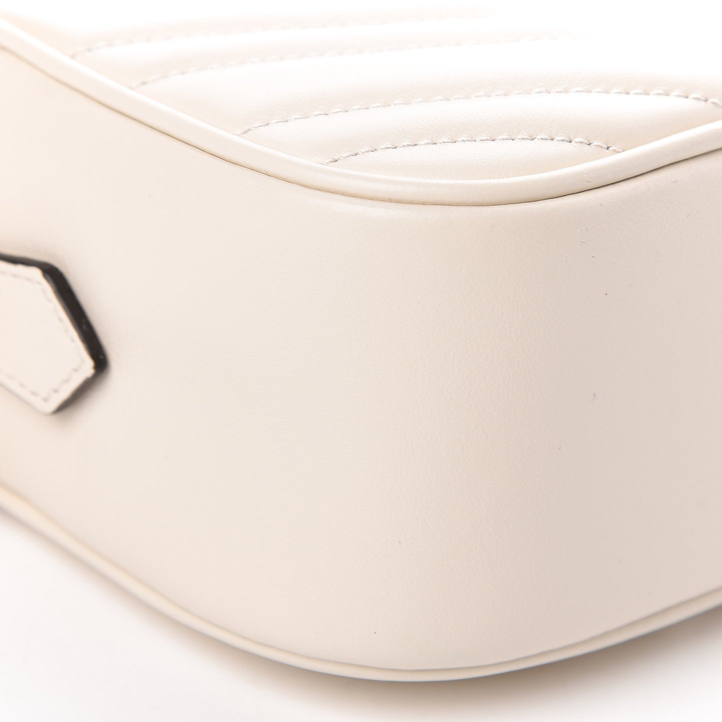 Calfskin Matelasse Small GG Marmont Chain Shoulder Bag White