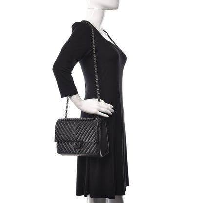 Chanel Aged Calfskin Chevron 2.55 Reissue 226 So Black 2 of 11