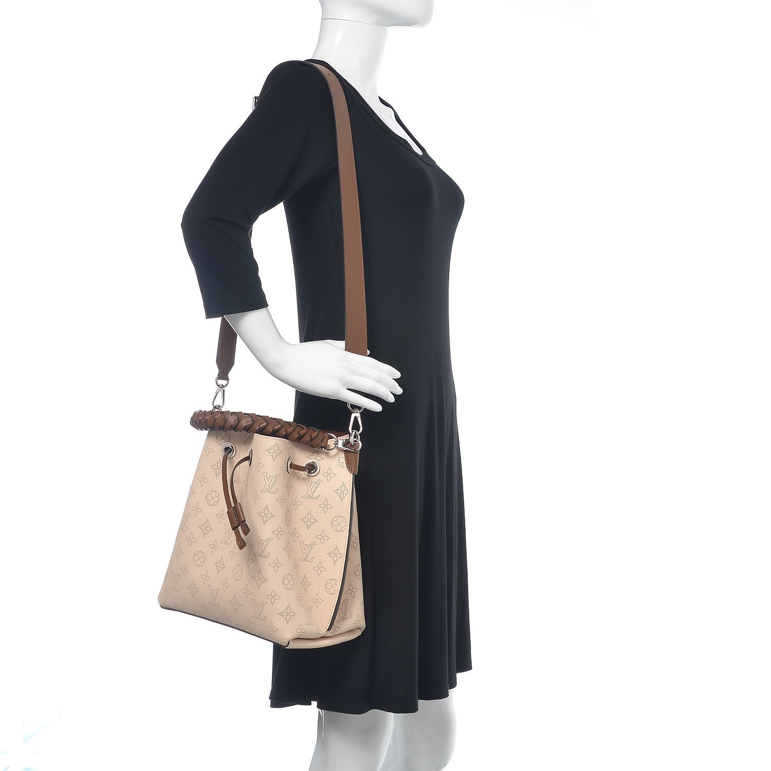 Louis Vuitton Mahina Muria Creme 2 of 10