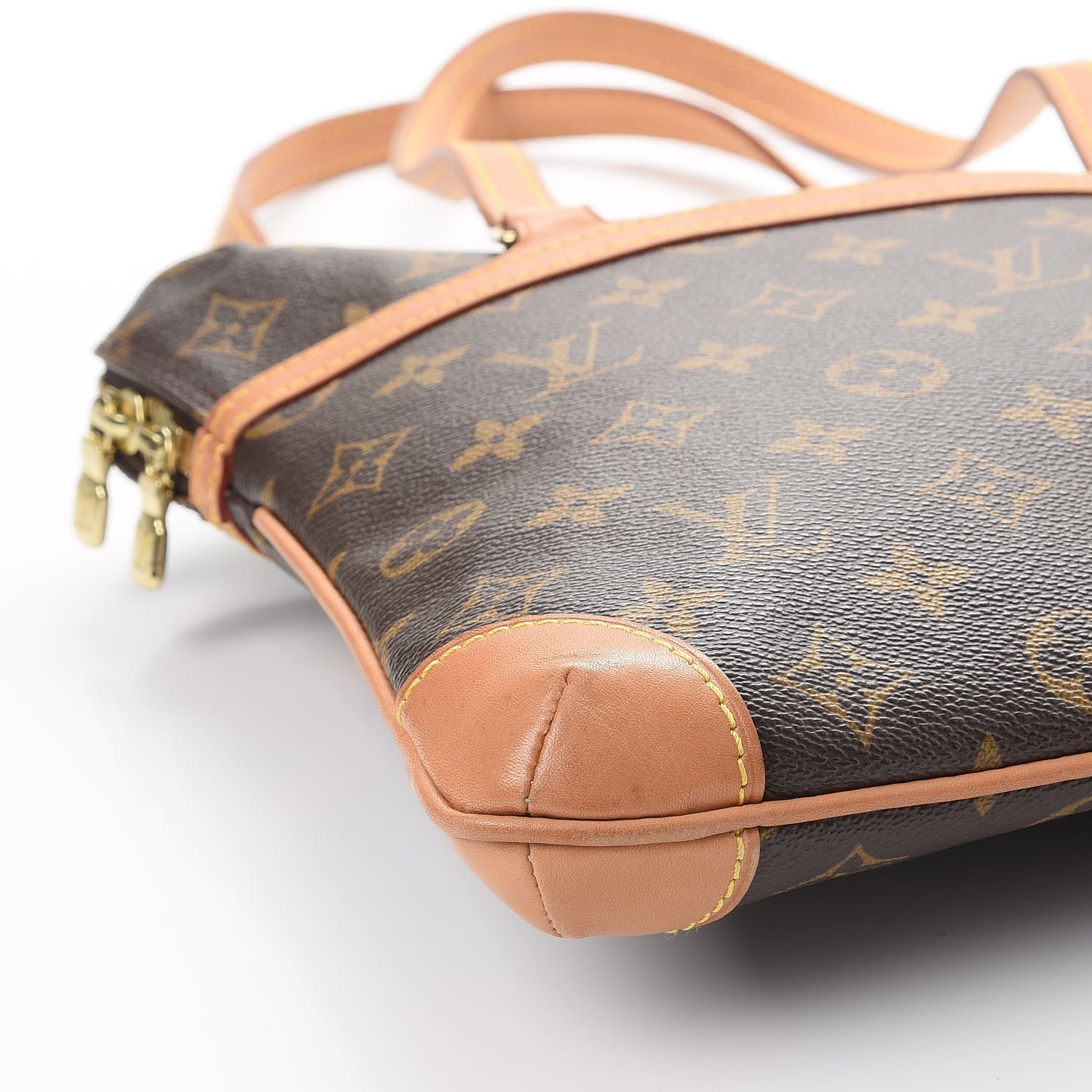 Louis Vuitton Monogram Sac Coussin GM 8 of 9