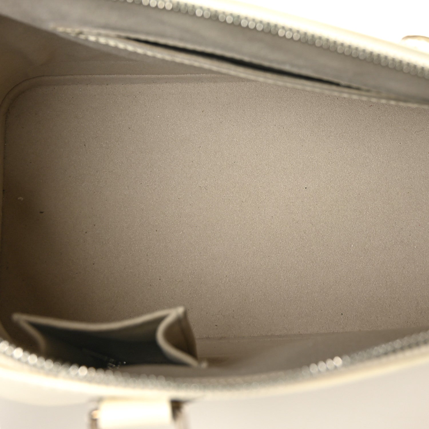 Louis Vuitton Epi Alma PM Ivory 4 of 6
