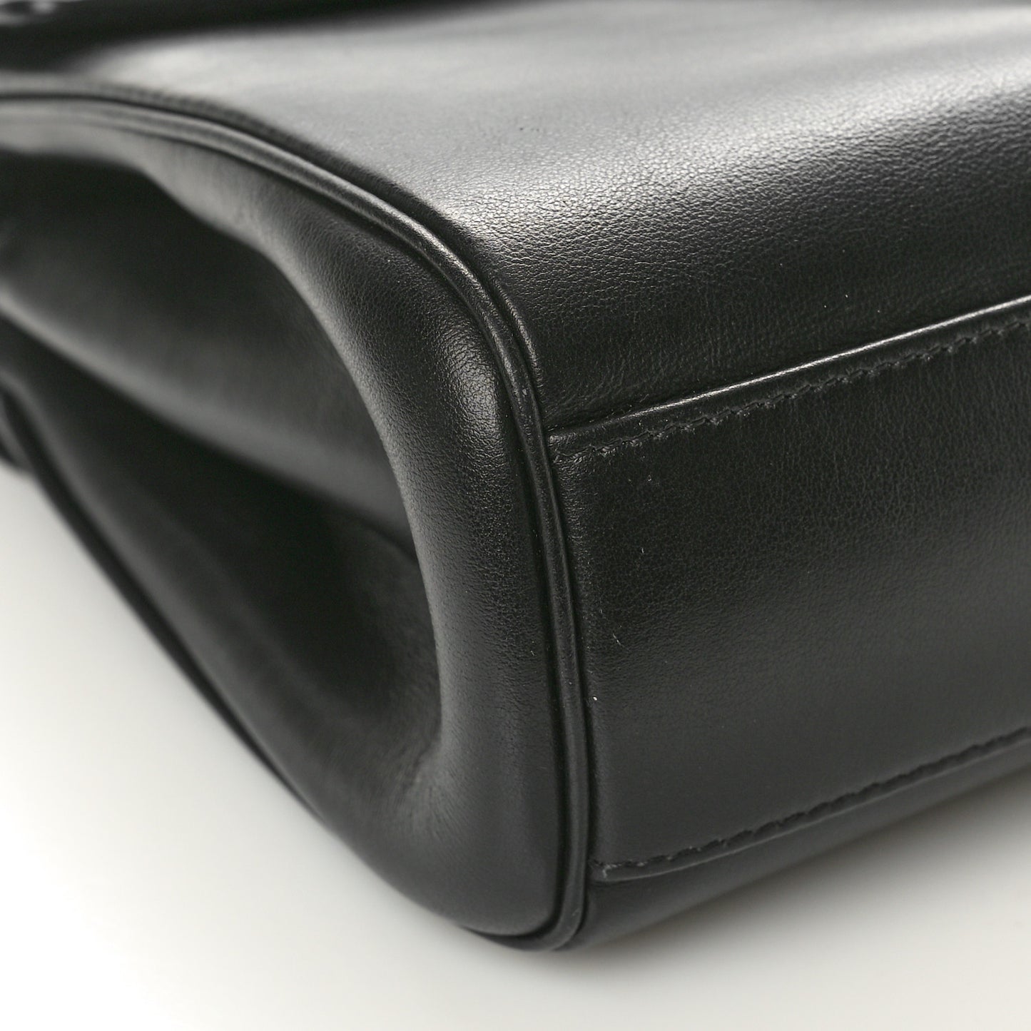 Smooth Calfskin Teen Soft 16 Shoulder Bag Black