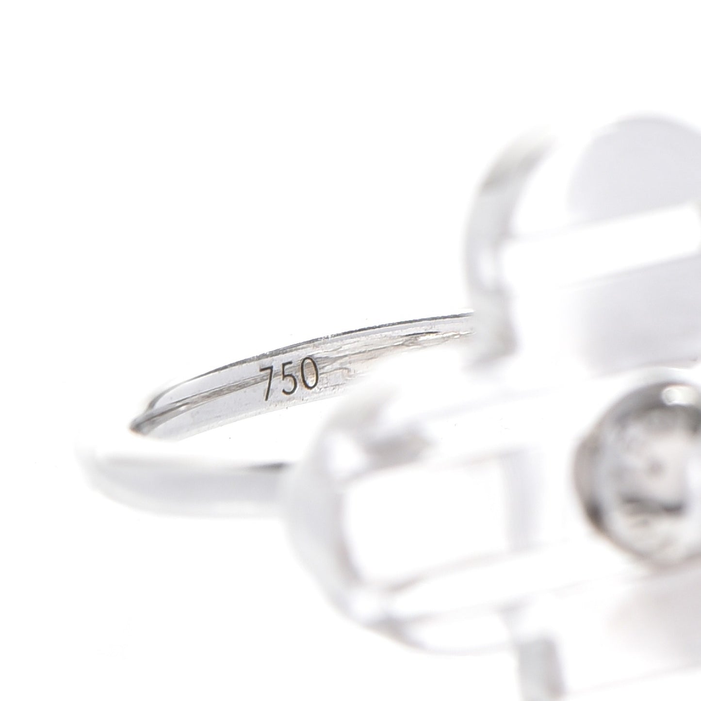 18K White Gold Petite Fleur Ring 5