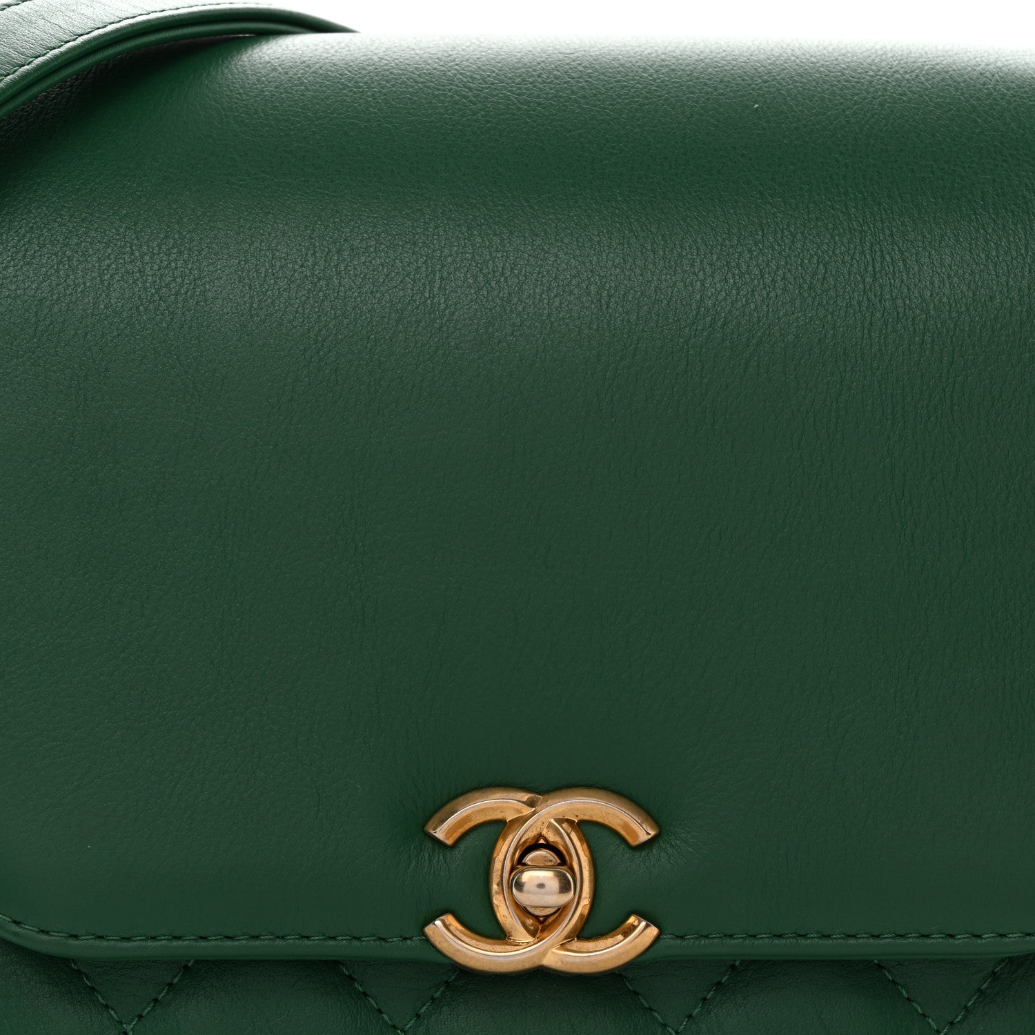 Chanel Calfskin Quilted Chain Flap Green 8 of 10