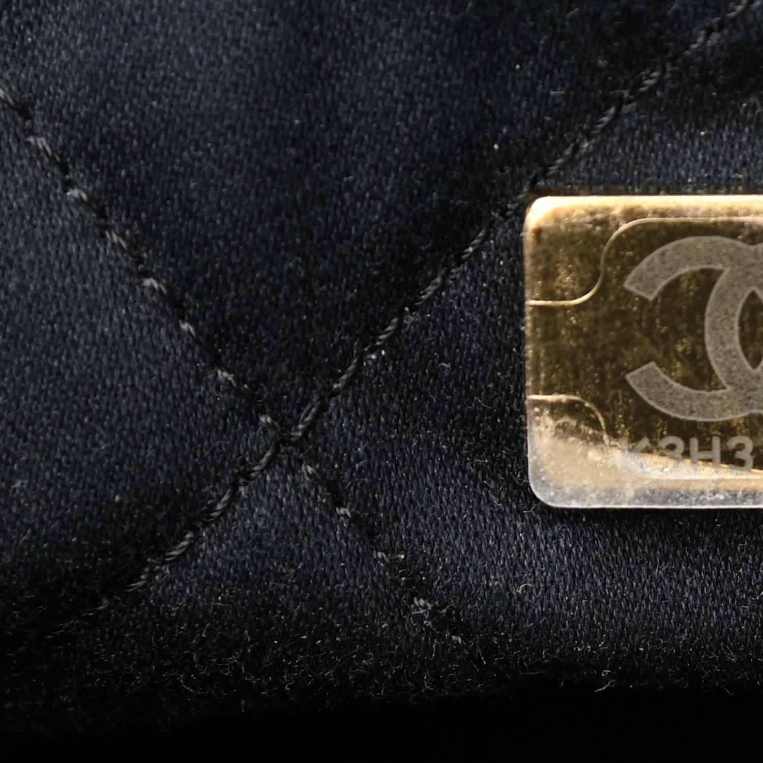 Chanel Metallic Calfskin Quilted Chanel 22 Ruthenium 8 of 12