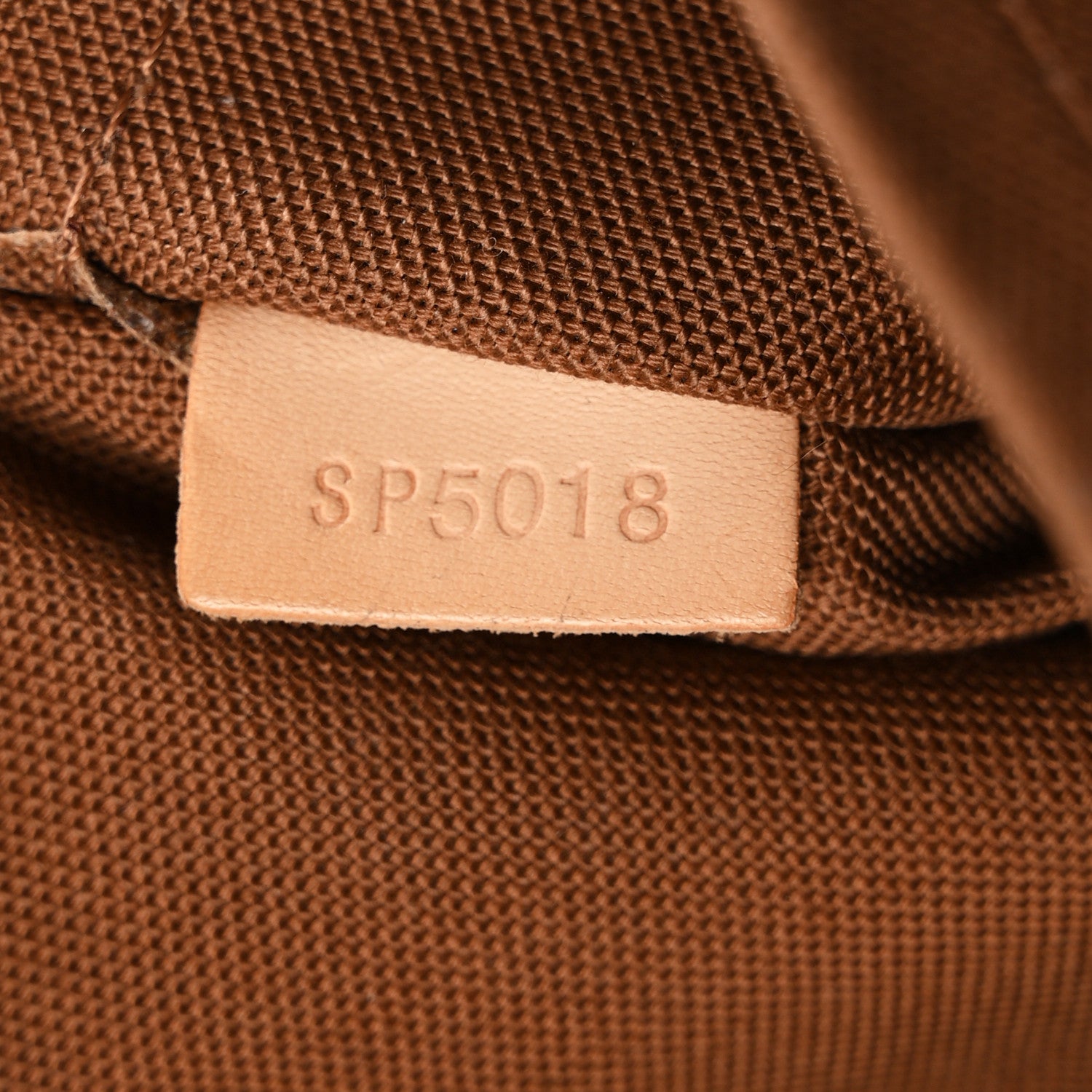 Louis Vuitton Monogram Tivoli GM 7 of 11