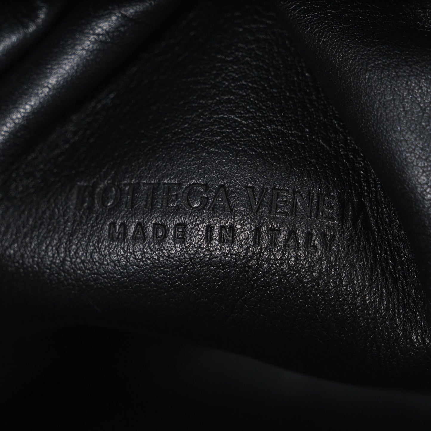 Butter Calfskin The Mini Pouch Black