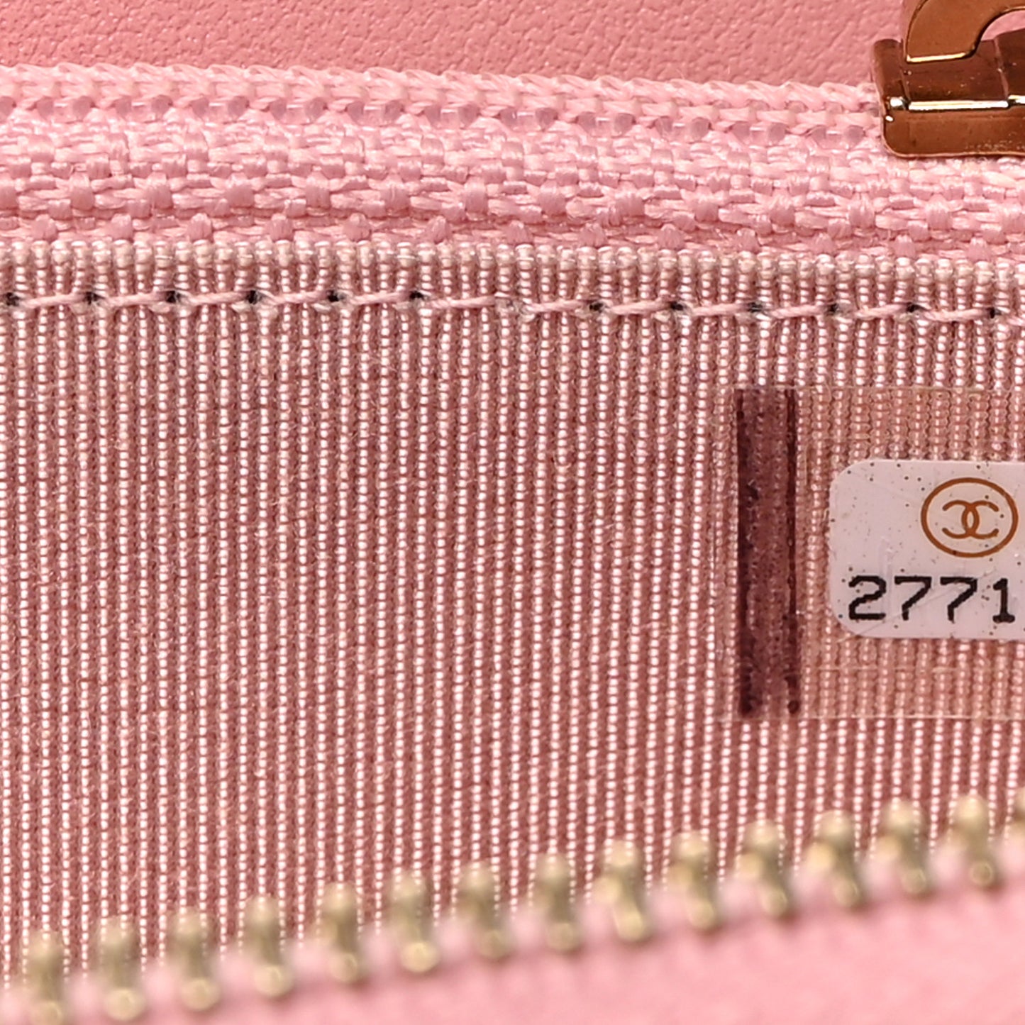 Iridescent Caviar Quilted Medium Zip Around Wallet Pink