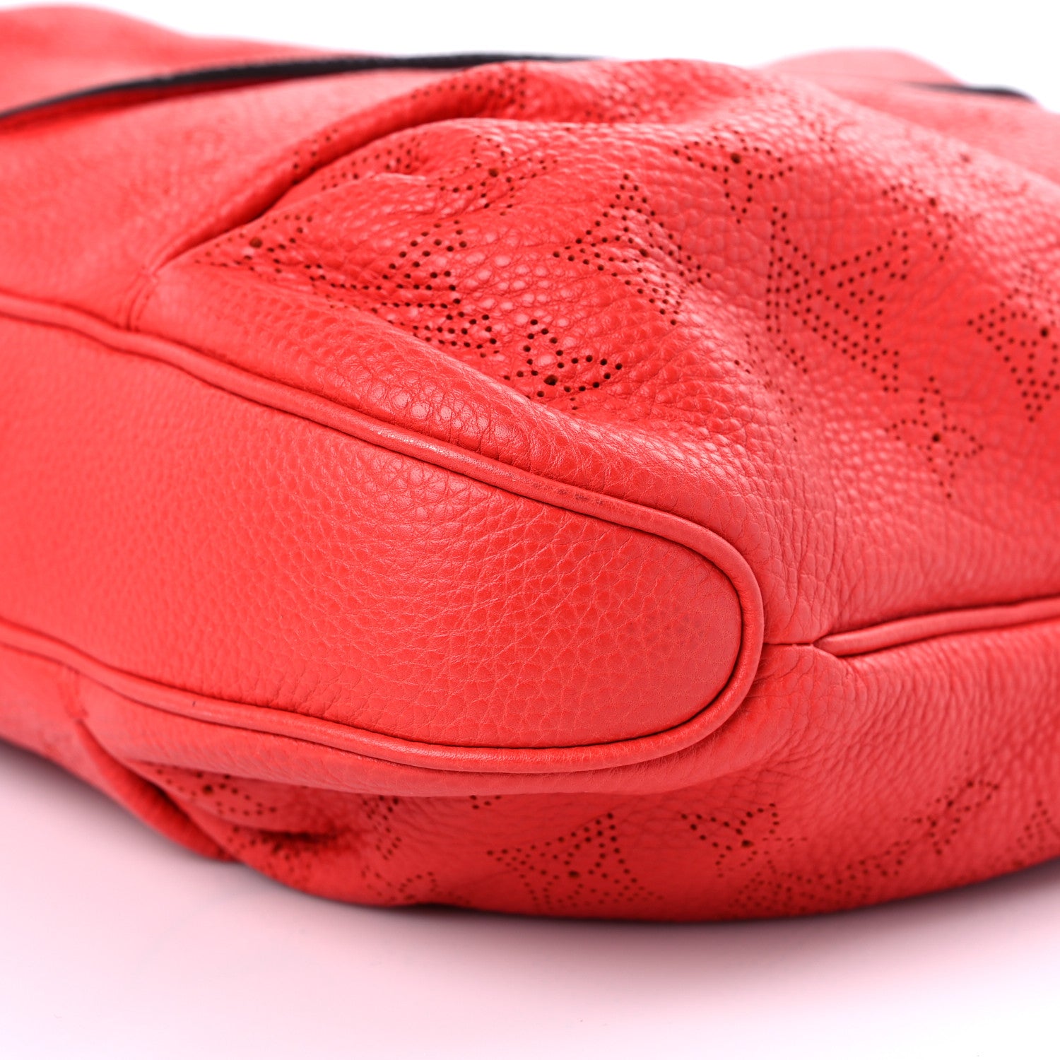 Louis Vuitton Mahina Selene MM Corail 7 of 7