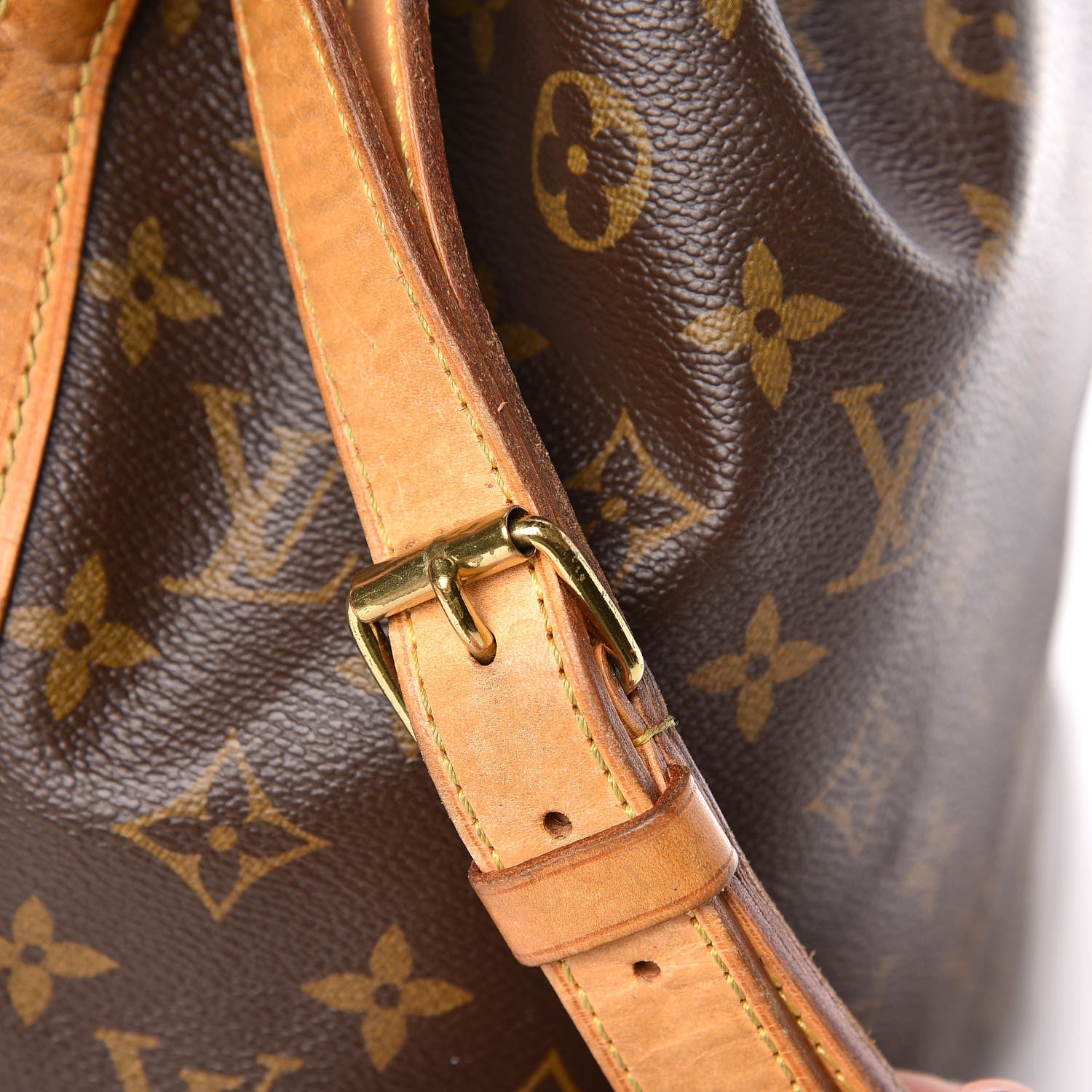 Louis Vuitton Monogram Petit Noe 17 of 23